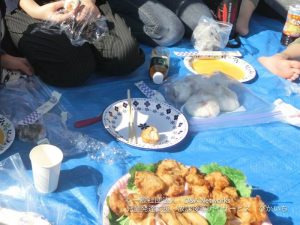 おにぎりをつくって北の丸公園で食べよう！②